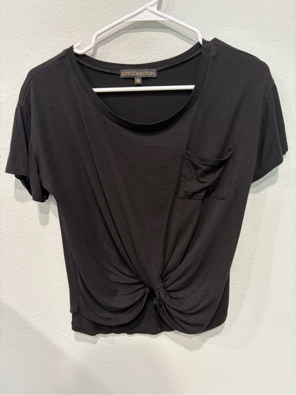 Elite Collection Black Knot-Front Pocket Top